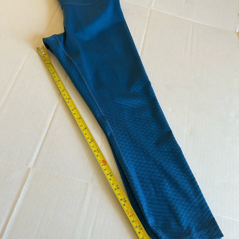 Women's Nike Zonal Strength Crop Compression Tights Training legging size small - Picture 4 of 7